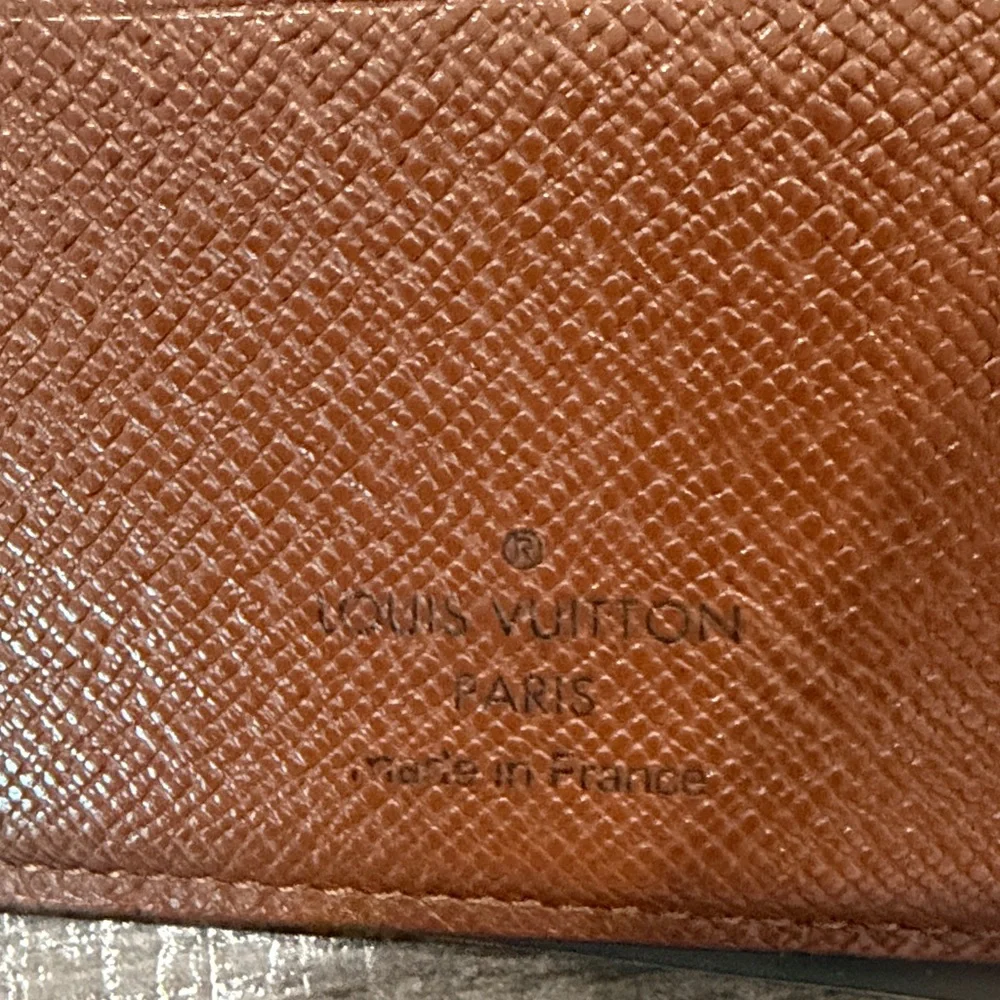 Louis Vuitton Vintage Classic Monogram Bifold Wallet Brown